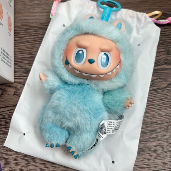 THE MONSTERS Big into Energy Series-Vinyl Plush Pendant Blind Box Confirmed Hope - Picture 2 of 8